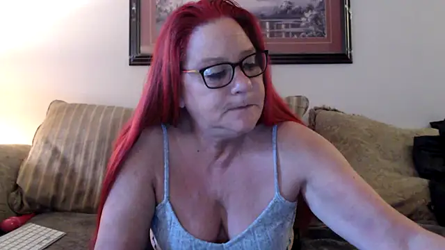 Snapshot of LexxiLeeds chatting on 03.15.25 LexxiLeeds online show from 03.15.25