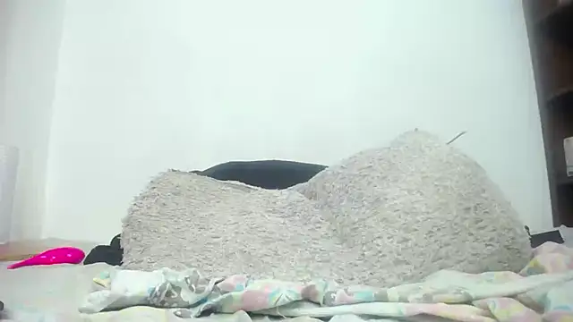 Snapshot of candyladyboy chatting on 01.09.25 candyladyboy online show from 01.09.25