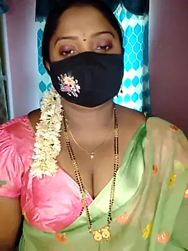 Snapshot of vani-09 chatting on 02.15.25 vani-09 online show from 02.15.25