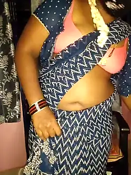 Snapshot of vani-09 chatting on 02.24.25 vani-09 online show from 02.24.25