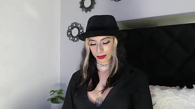 KinaCooper online show from 03.14.25