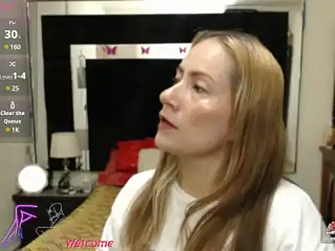 Snapshot of CATRINA-83 chatting on 01.30.25 CATRINA-83 online show from 01.30.25