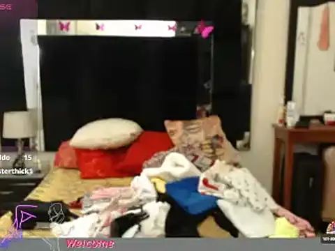 Snapshot of CATRINA-83 chatting on 02.01.25 CATRINA-83 online show from 02.01.25