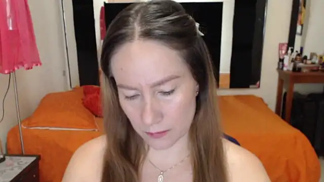 Snapshot of CATRINA-83 chatting on 09.29.25 CATRINA-83 online show from 09.29.25