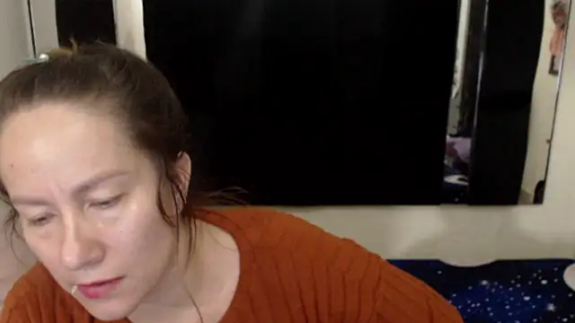 Snapshot of CATRINA-83 chatting on 10.16.25 CATRINA-83 online show from 10.16.25