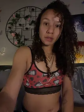 Snapshot of _Neeka_ chatting on 10.13.25  Neeka  online show from 10.13.25