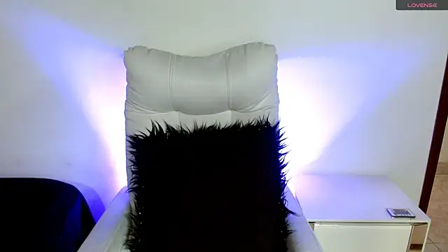 SamanthaRoldaan online show from 03.21.25