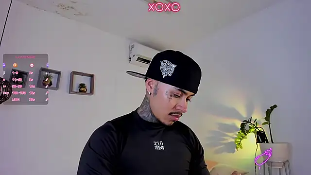 JordanSmiith  online show from 01.28.25