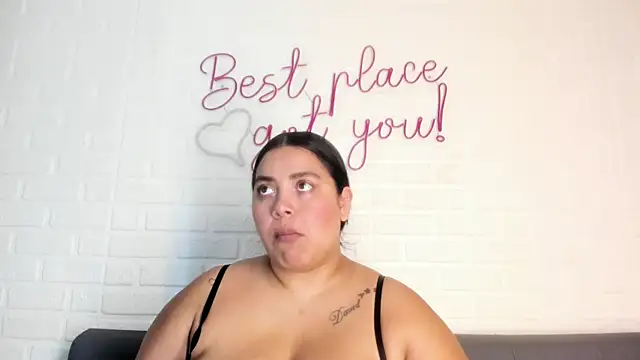 Snapshot of tatijara chatting on 10.10.25 tatijara online show from 10.10.25