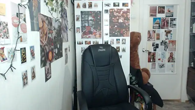 CapriScorpion online show from 01.24.25