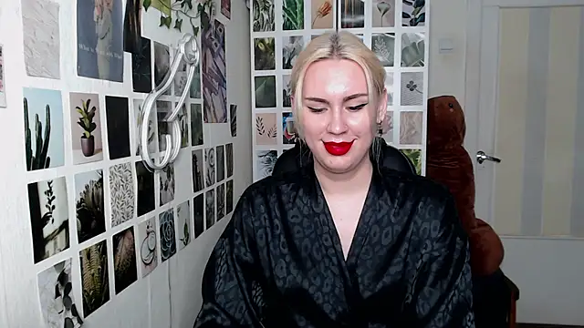 CapriScorpion online show from 10.30.25