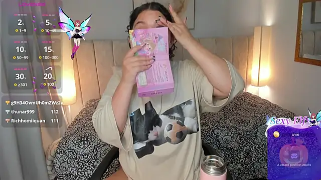 Snapshot of Atenea_cuteee chatting on 12.20.24 Atenea cuteee online show from 12.20.24