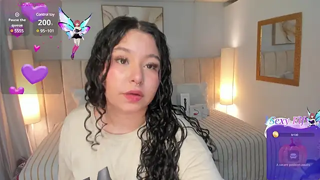 Snapshot of Atenea_cuteee chatting on 01.11.25 Atenea cuteee online show from 01.11.25