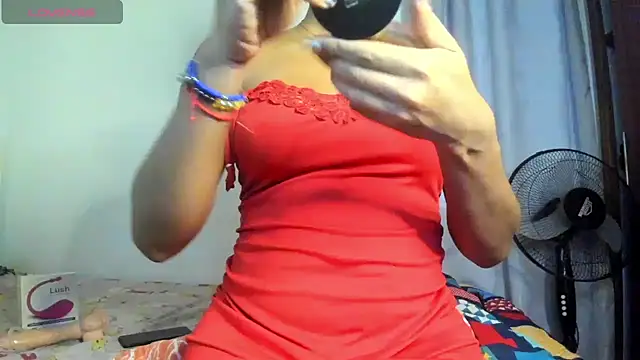 xia ebonyts online show from 10.10.25