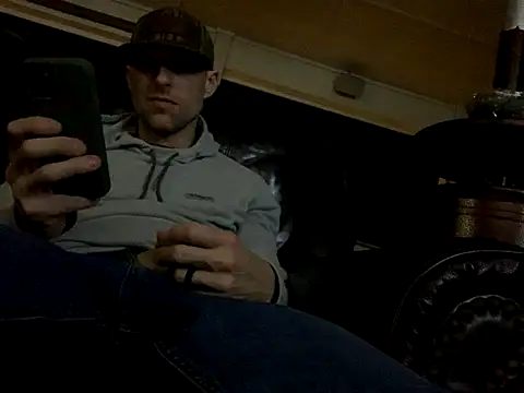 Snapshot of jeffyisabell chatting on 11.08.25 jeffyisabell online show from 11.08.25