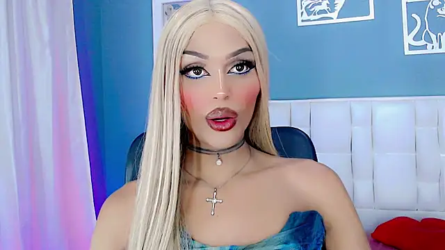Snapshot of amal_baddell chatting on 12.15.24 amal baddell online show from 12.15.24