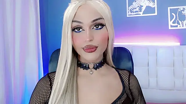 Snapshot of amal_baddell chatting on 01.15.25 amal baddell online show from 01.15.25