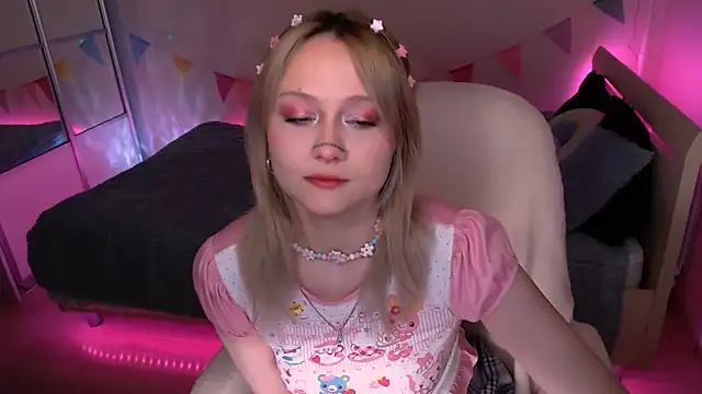 Snapshot of MariaMango chatting on 01.31.25 MariaMango online show from 01.31.25