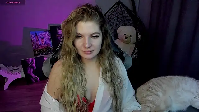 Snapshot of lily_williamss chatting on 01.22.25 lily williamss online show from 01.22.25