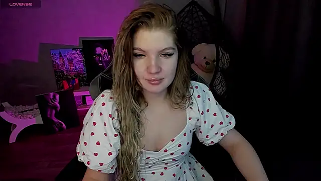Snapshot of lily_williamss chatting on 01.29.25 lily williamss online show from 01.29.25