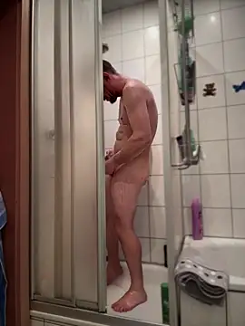 Snapshot of Bennyben8604 chatting on 02.13.25 Bennyben8604 online show from 02.13.25