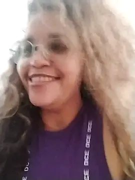 Alma Sexyy online show from 02.20.25