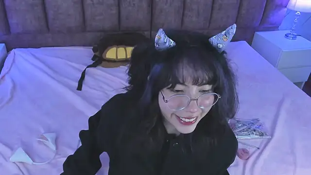 Snapshot of Purplee_Baby chatting on 12.31.24 Purplee Baby online show from 12.31.24