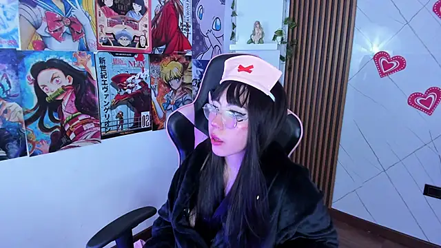 Snapshot of Purplee_Baby chatting on 02.15.25 Purplee Baby online show from 02.15.25