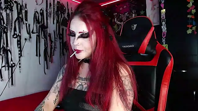 Snapshot of jannaink_ chatting on 12.24.24 jannaink  online show from 12.24.24