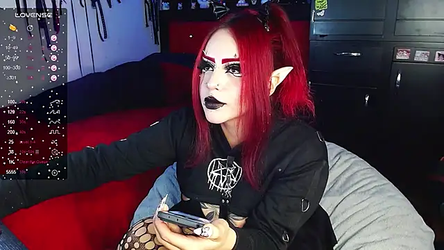 Snapshot of jannaink_ chatting on 12.28.24 jannaink  online show from 12.28.24