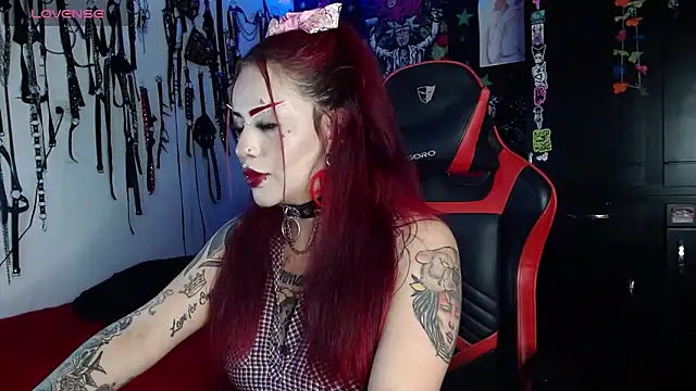 Snapshot of jannaink_ chatting on 12.30.24 jannaink  online show from 12.30.24