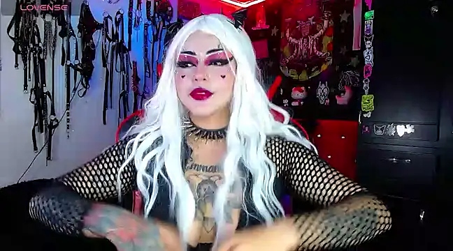 Snapshot of jannaink_ chatting on 01.15.25 jannaink  online show from 01.15.25