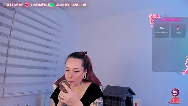 Snapshot of Domina_Deivis chatting on 03.05.25 Domina Deivis online show from 03.05.25