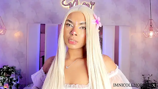 Nicolemorelli2 online show from 02.15.25