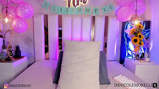 Nicolemorelli2 online show from 03.04.25