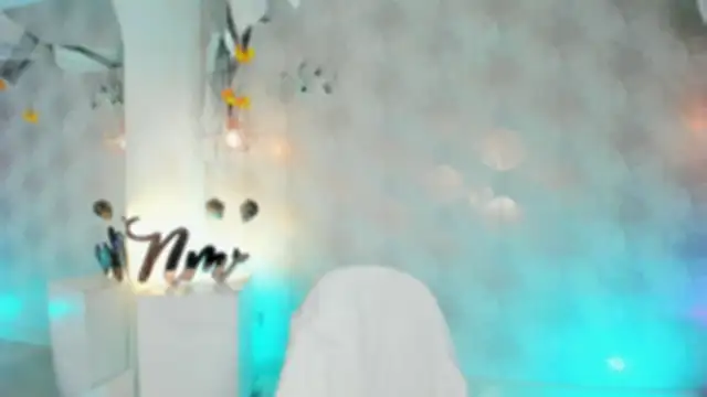 Nicolemorelli2 online show from 10.30.25