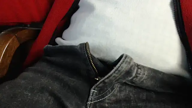 smoothandtiny online show from 03.05.25