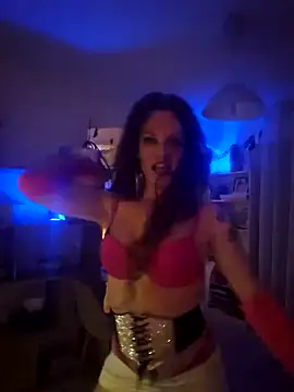 Snapshot of Luna_Kitanna chatting on 01.08.25 Luna Kitanna online show from 01.08.25