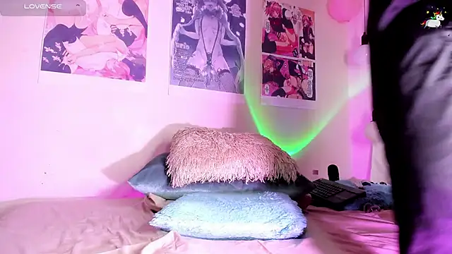 Snapshot of paymon19 chatting on 12.09.24 paymon19 online show from 12.09.24