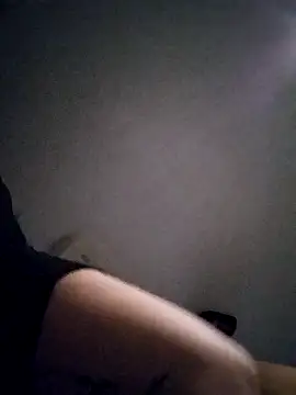 Snapshot of Blueeyesoulsnatcher chatting on 10.22.25 Blueeyesoulsnatcher online show from 10.22.25