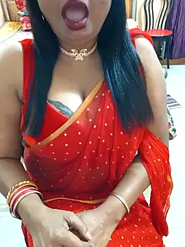 Snapshot of YR-SHIVANI chatting on 12.30.24 YR-SHIVANI online show from 12.30.24