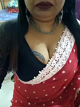 Snapshot of YR-SHIVANI chatting on 01.16.25 YR-SHIVANI online show from 01.16.25
