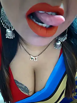 Snapshot of YR-SHIVANI chatting on 02.08.25 YR-SHIVANI online show from 02.08.25