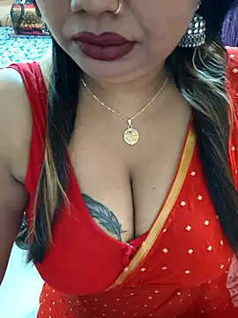 Snapshot of YR-SHIVANI chatting on 02.11.25 YR-SHIVANI online show from 02.11.25