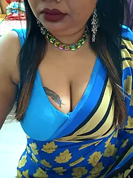 Snapshot of YR-SHIVANI chatting on 02.24.25 YR-SHIVANI online show from 02.24.25