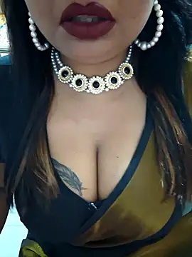 Snapshot of YR-SHIVANI chatting on 03.01.25 YR-SHIVANI online show from 03.01.25