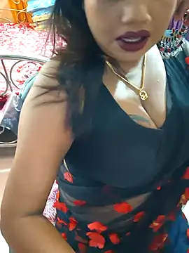 Snapshot of YR-SHIVANI chatting on 09.25.25 YR-SHIVANI online show from 09.25.25