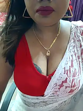 Snapshot of YR-SHIVANI chatting on 09.28.25 YR-SHIVANI online show from 09.28.25