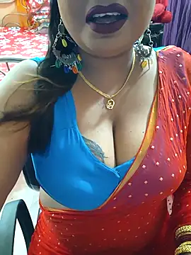Snapshot of YR-SHIVANI chatting on 10.02.25 YR-SHIVANI online show from 10.02.25