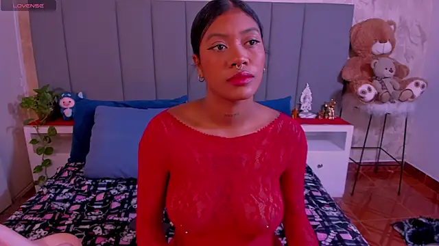 JulianaMiller online show from 02.12.25